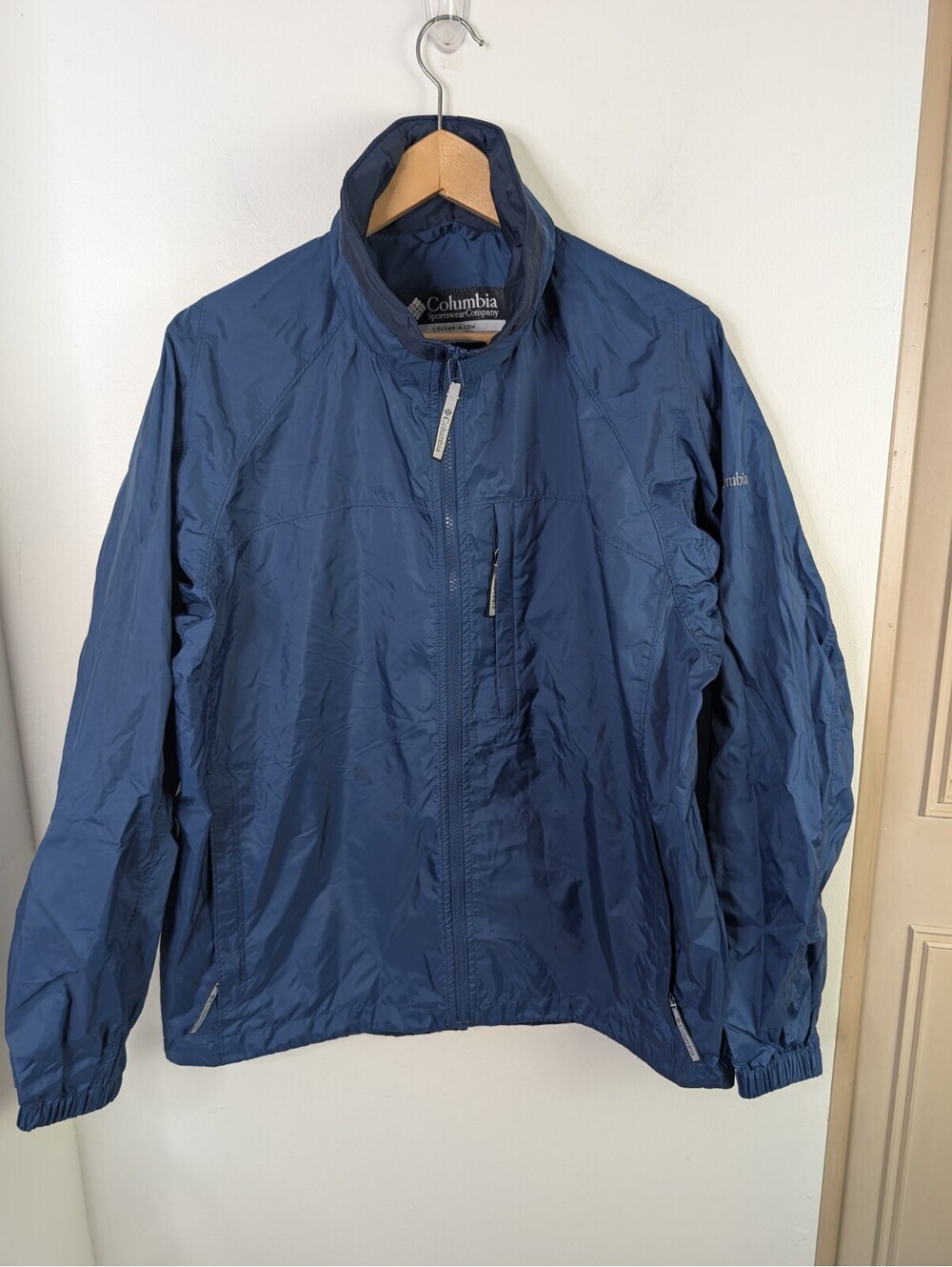 Columbia Men's Medium Jacket Lightweight Navy Blue Zip Up Hood